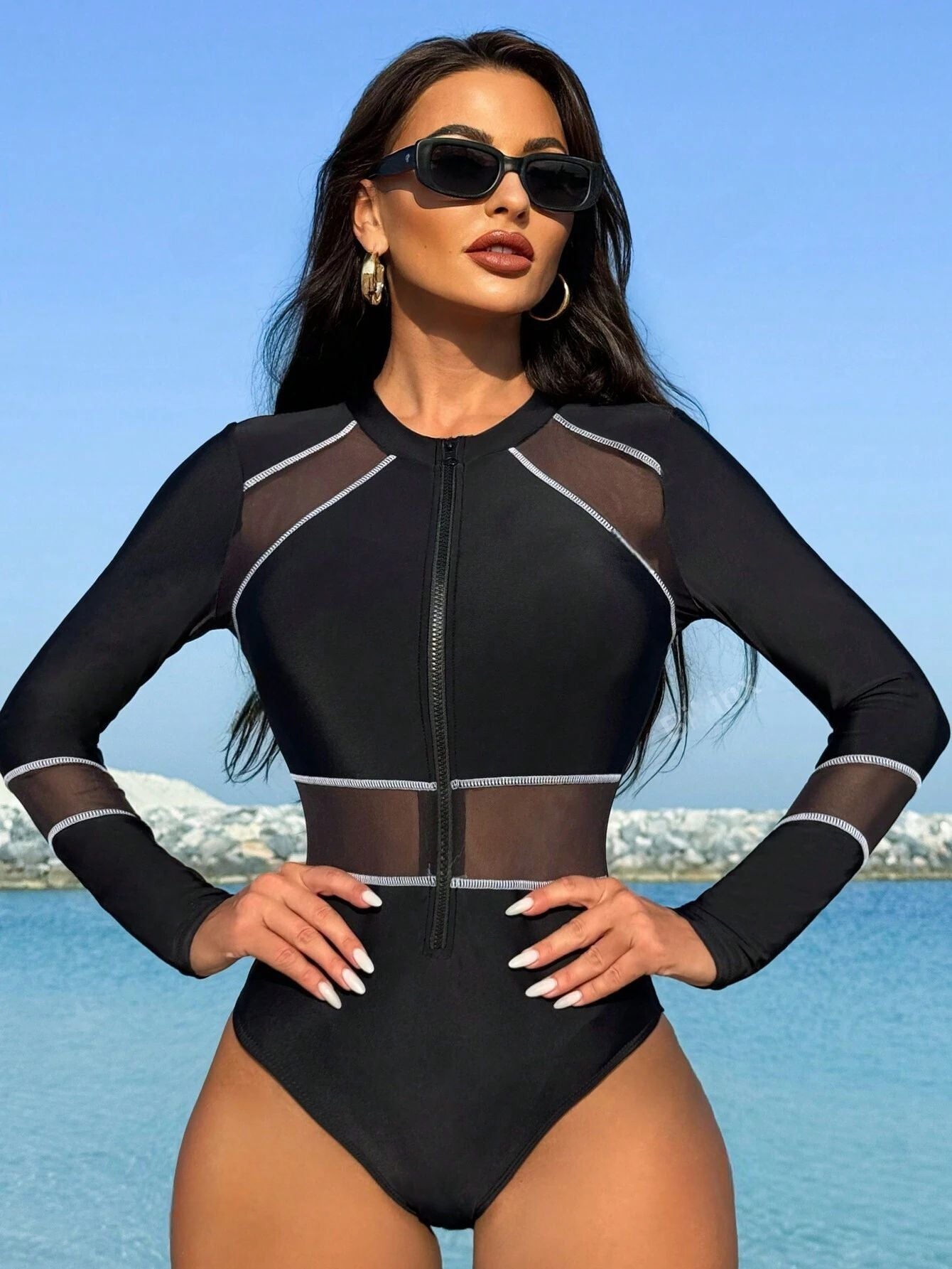Black long-sleeved sun-protective one piece Swimsuit - Picture 1 / S