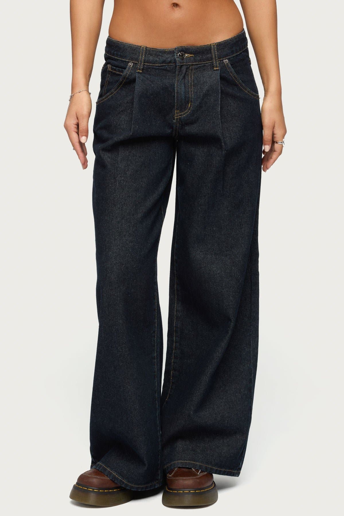 Pleated Low Rise Wide Leg Jeans in Rigid 100% Cotton Denim