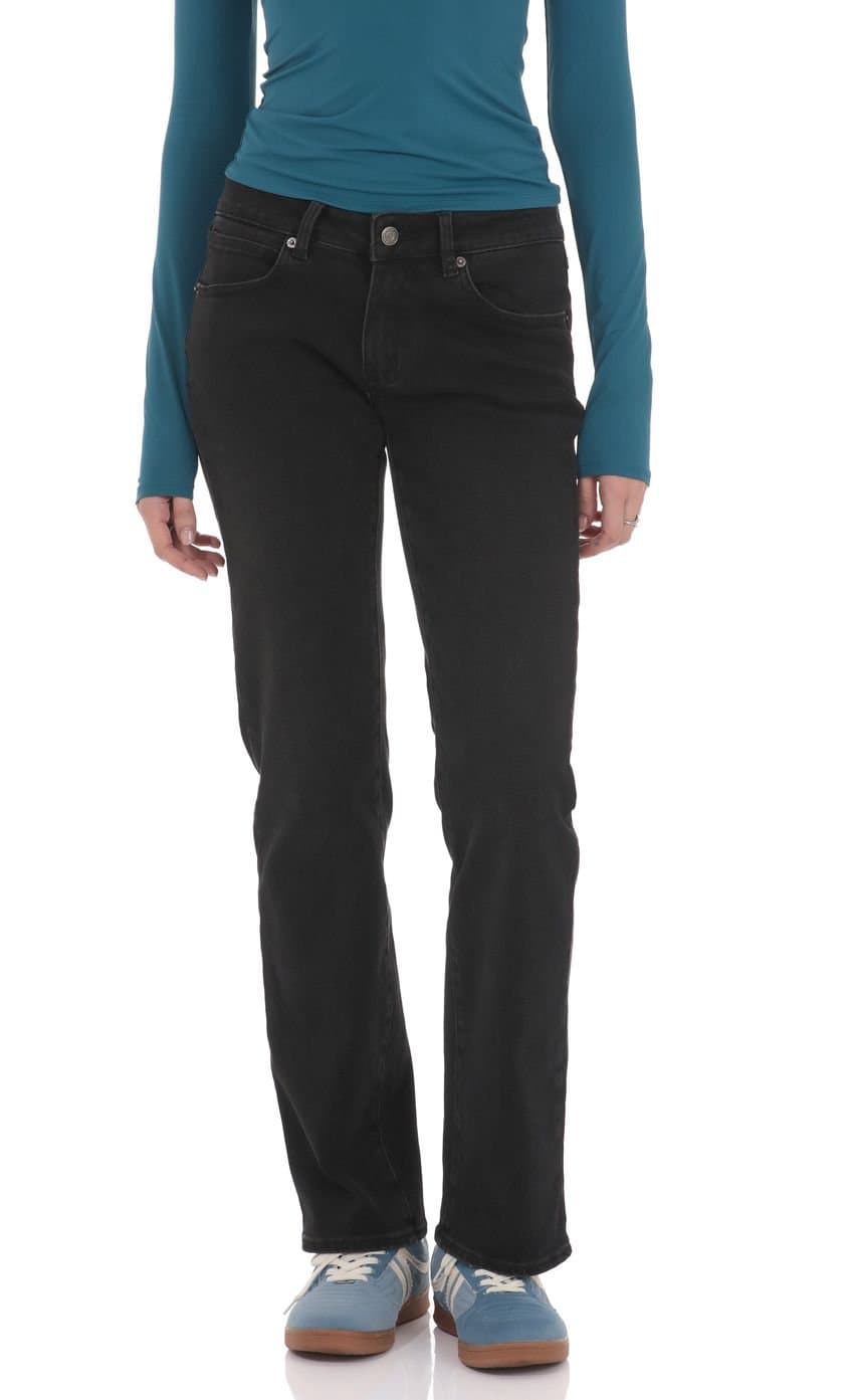 Low Rise Straight Leg Jeans in Black