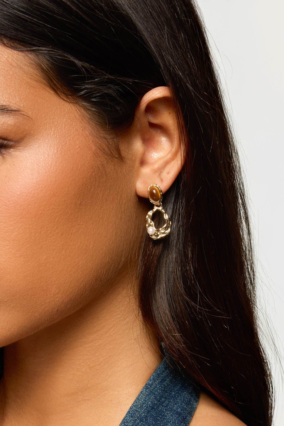 Faux Tiger Eye Abstract Dangling Stud Earrings with Pearl Gemstone Gold Tone