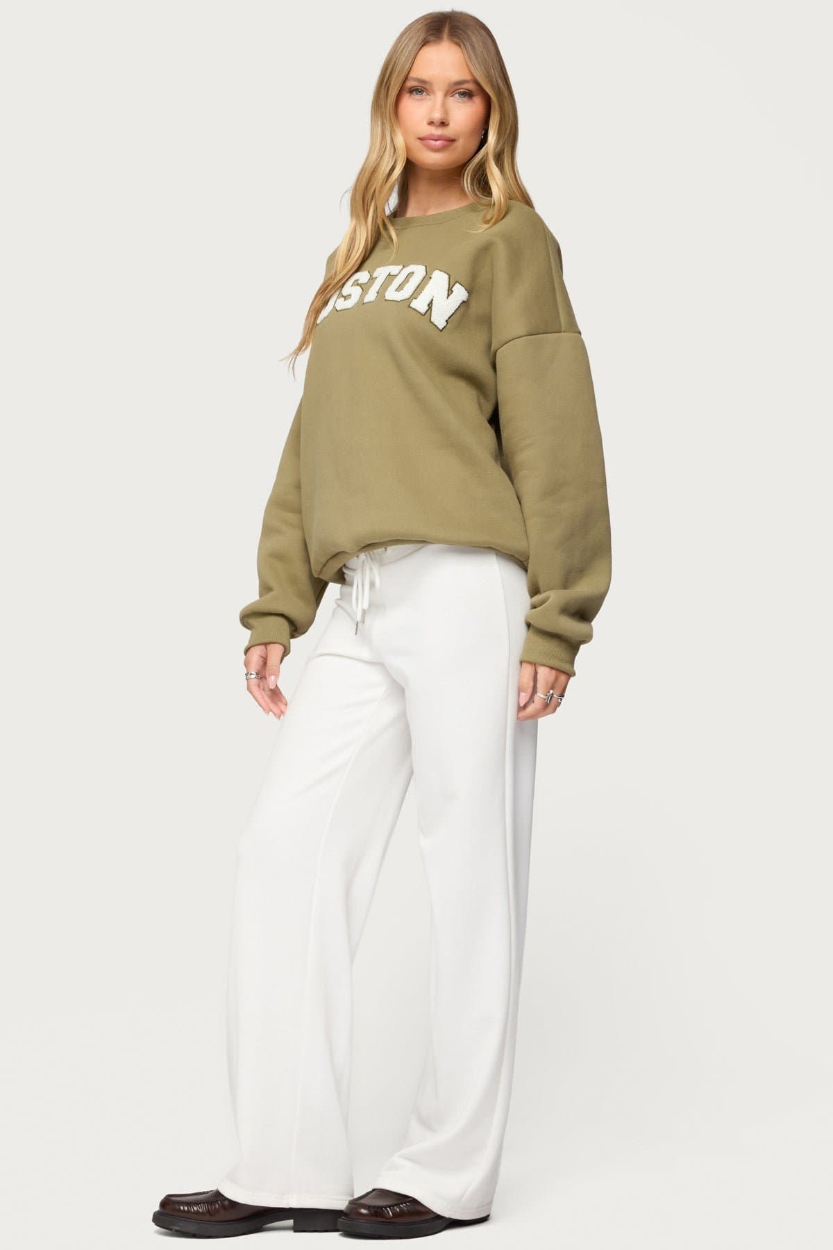 Boston Girl Graphic Crewneck Sweatshirt - Polyester Cotton Blend