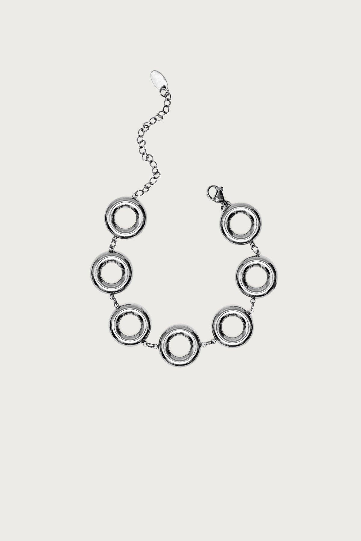 Connected Circle Bracelet Silver Tone Metal 8.7 Inch Length