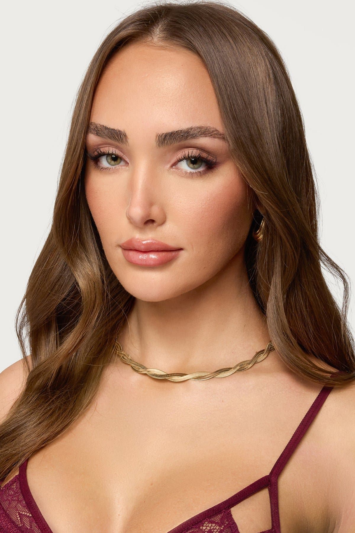 Twisted Chain Necklace Gold Tone Metal 15.6 Inch Length