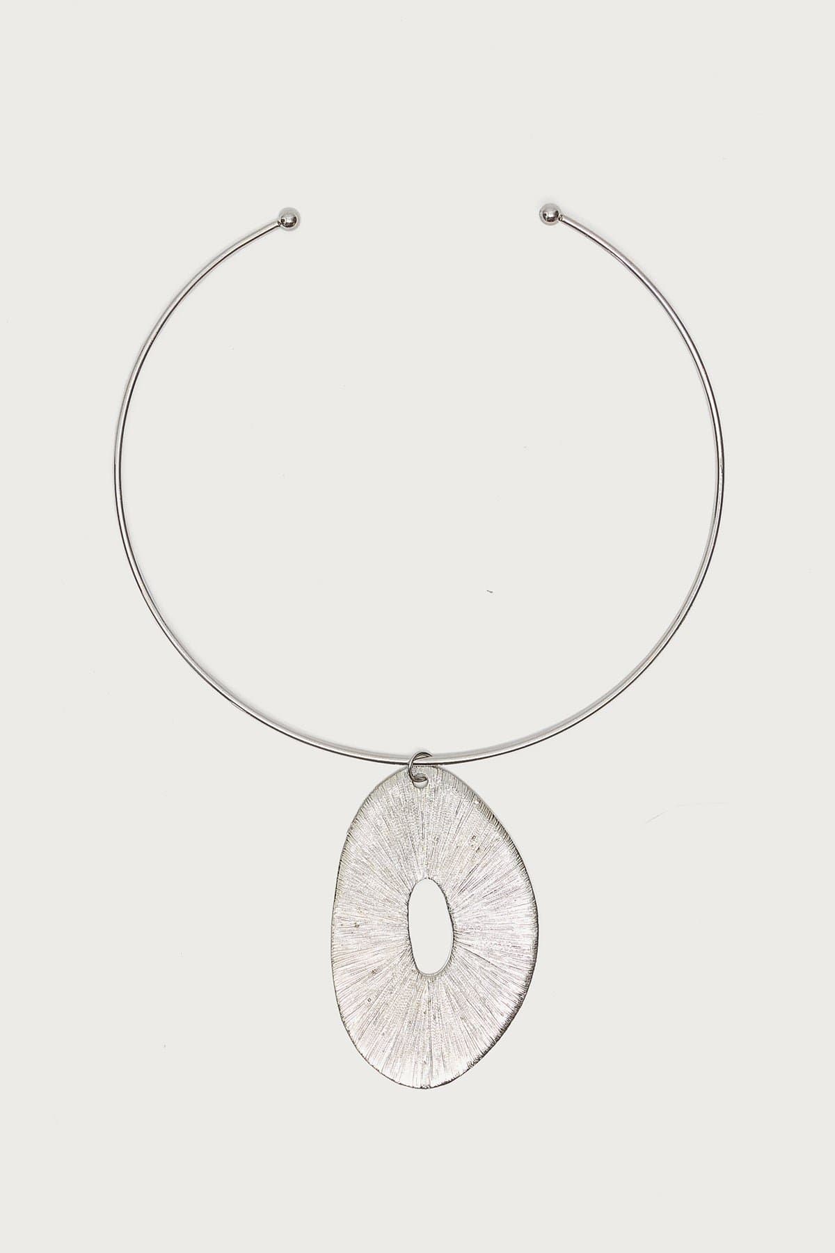 Abstract Cut-Out Pendant Cuff Necklace Silver Tone Metal 7.9 Inch Length