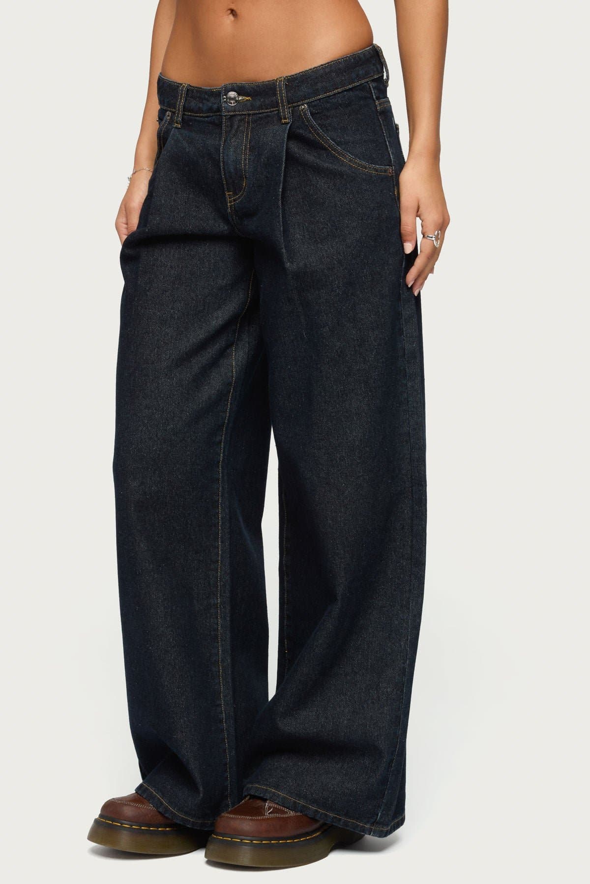 Pleated Low Rise Wide Leg Jeans in Rigid 100% Cotton Denim