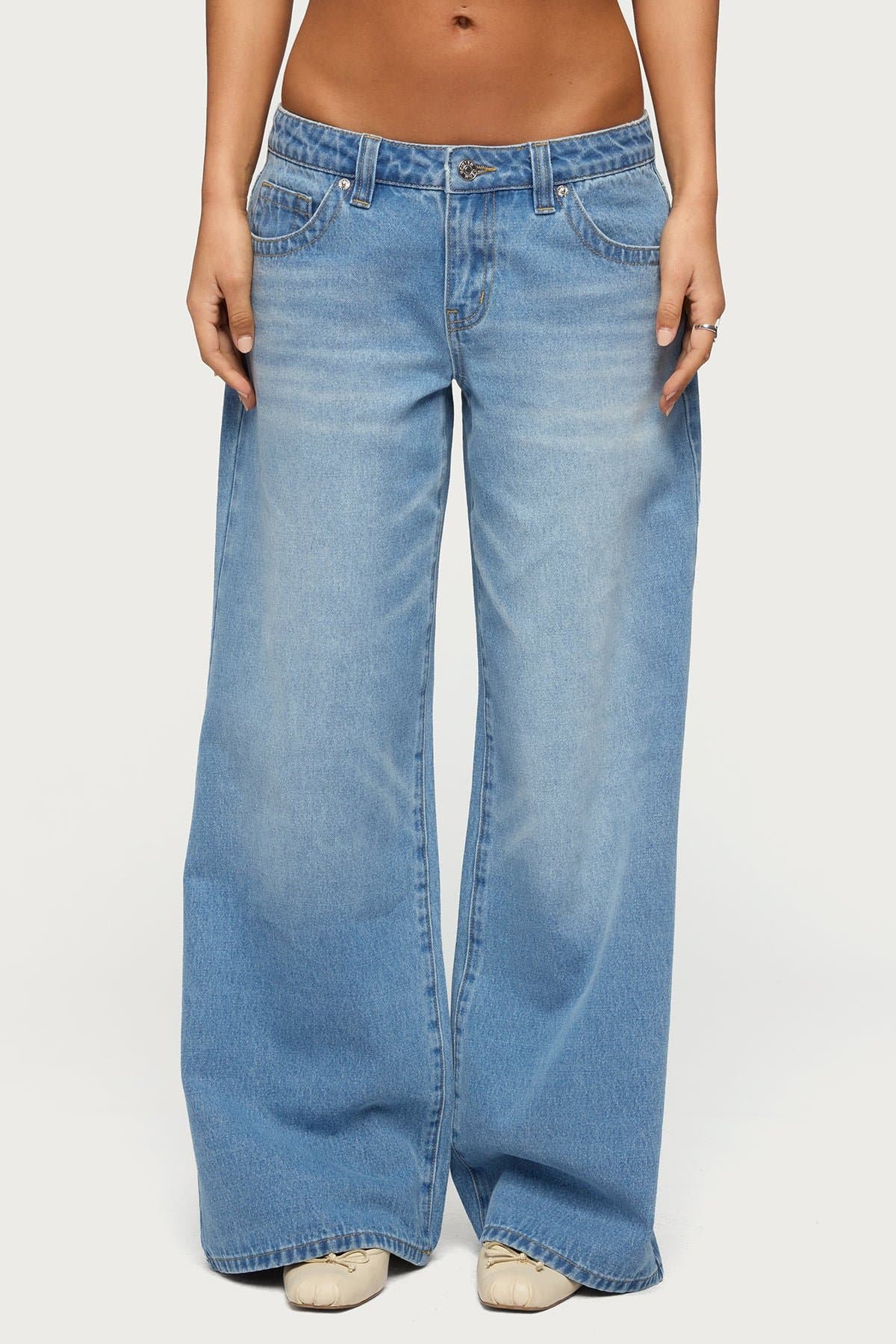 Raiyne Low Rise Wide Leg Jeans in Rigid Denim Cotton Polyester Spandex