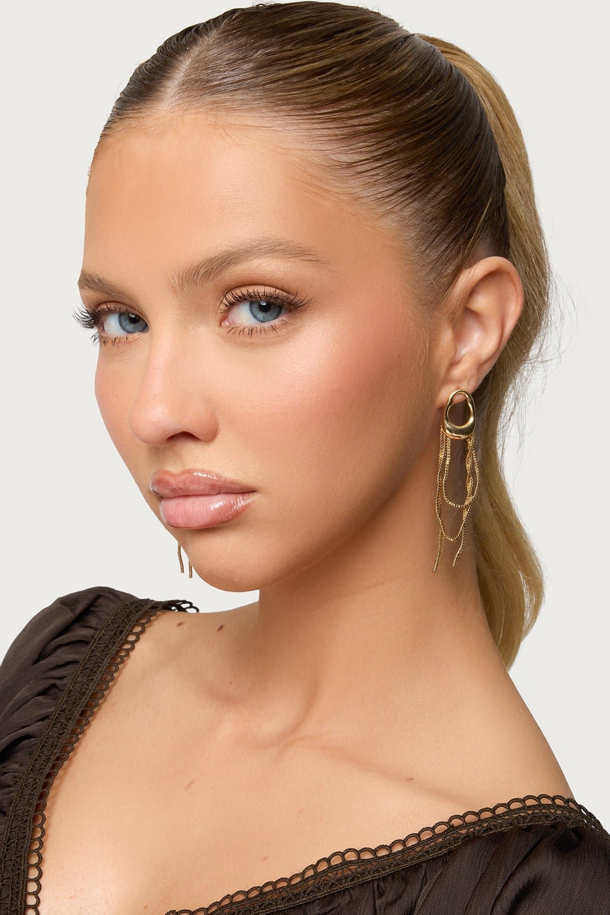 Abstract Dangling Chain Stud Earrings Gold Tone Metal 2.8 Inch Length