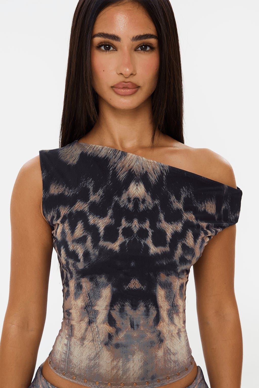 ROAR Asymmetric Off-Shoulder Printed Stretch Mesh Co-Ord Set with Long Crop Top and Micro Mini Skirt