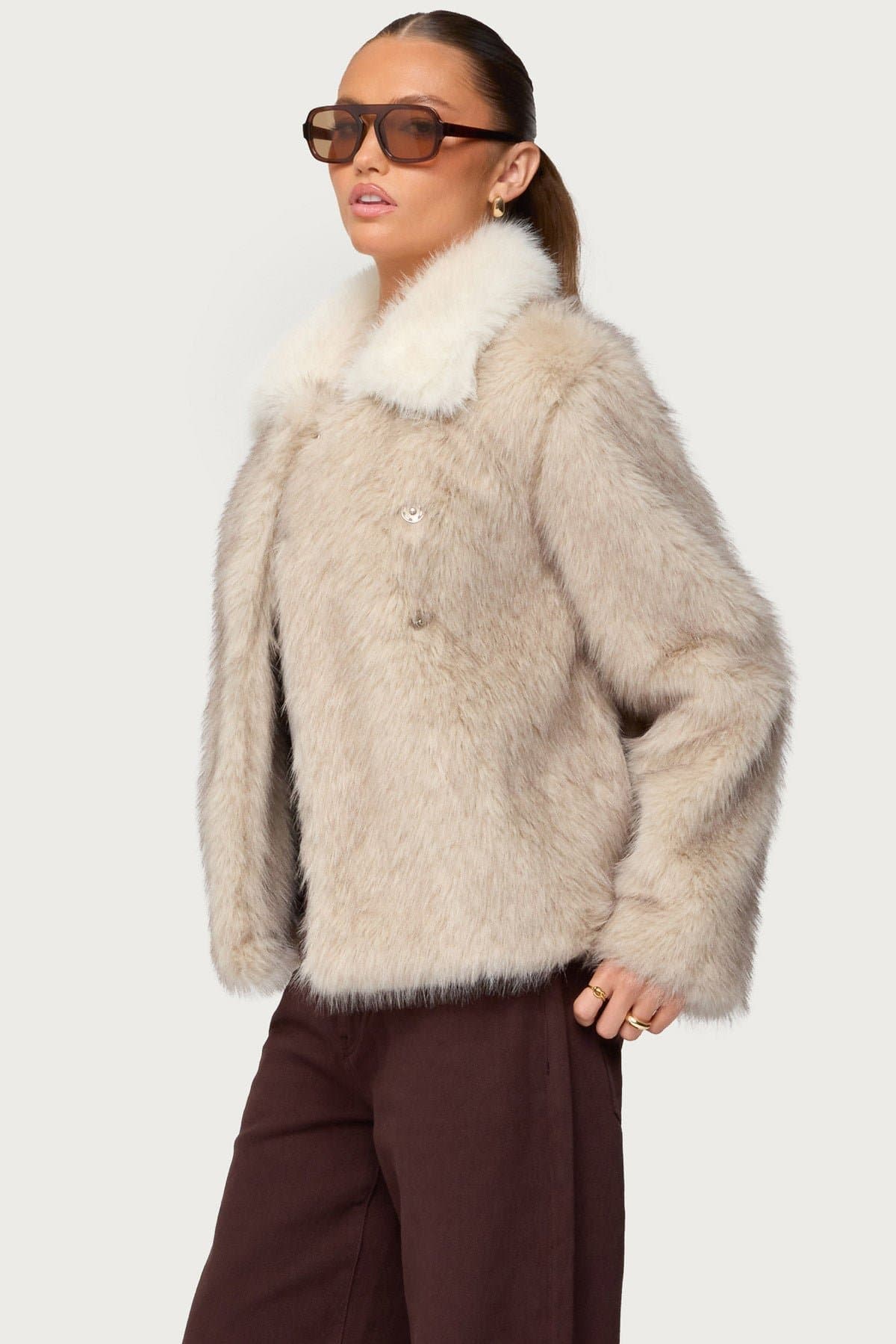Contrast Collar Faux Fur Jacket - Polyester Women's Outerwear Size S
