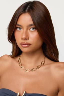 Oval Chain Necklace Gold Tone Metal 13.8 Inch Length