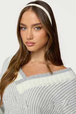 It Girl Thin Polyethylene Headband 4.9 Inch Length