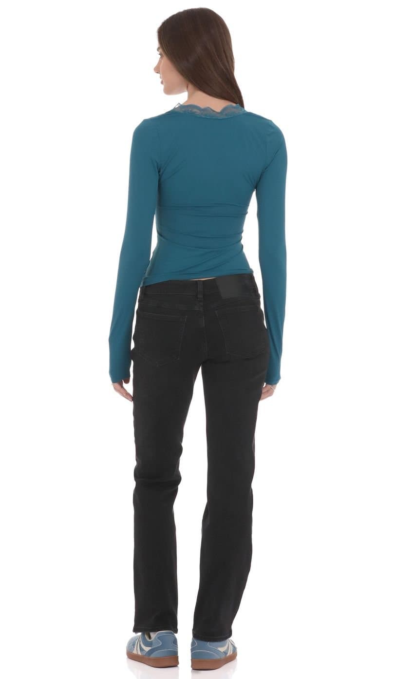 Low Rise Straight Leg Jeans in Black