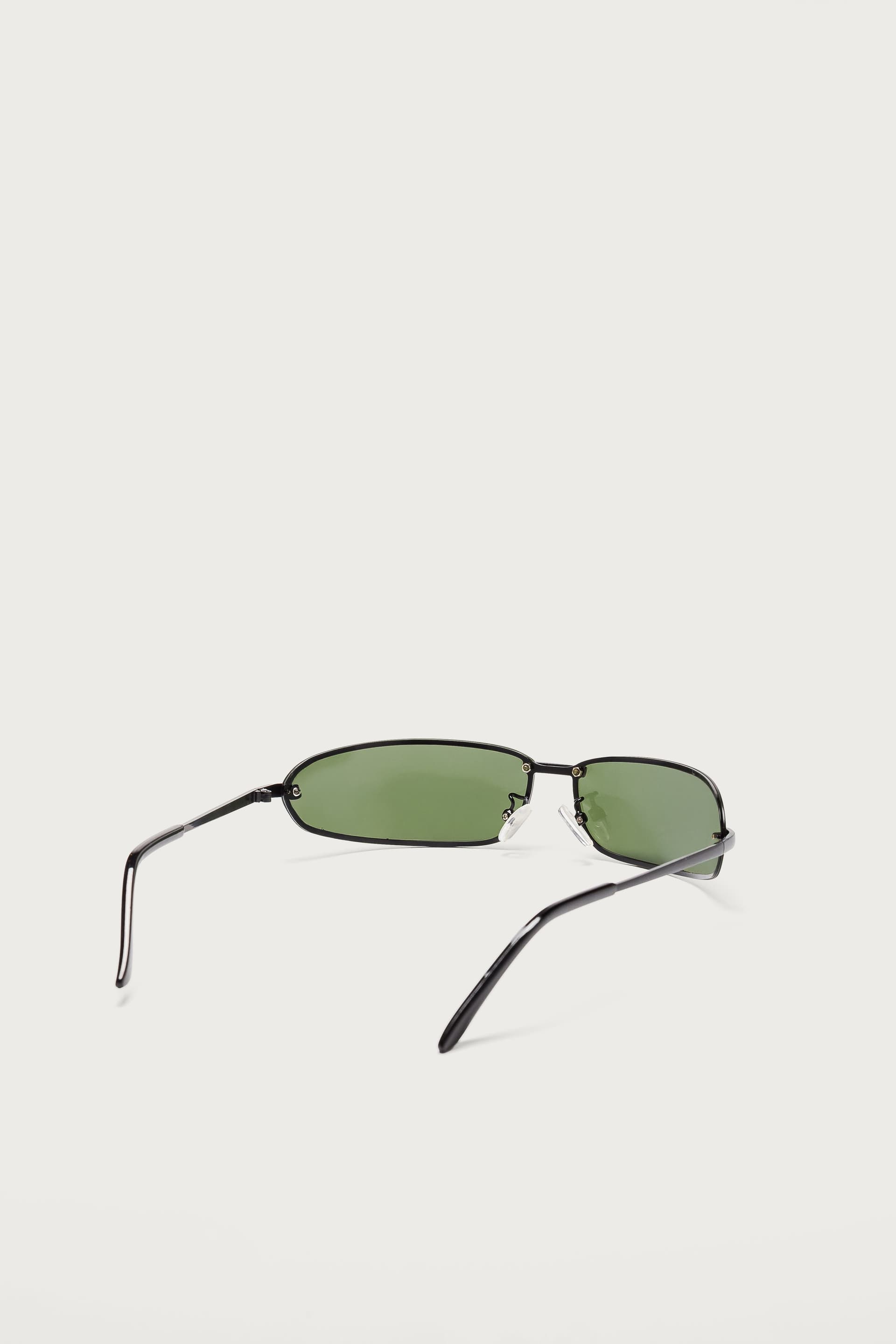 Golden Era Oval Sunglasses Copper Frame UV Protected Polycarbonate Lenses