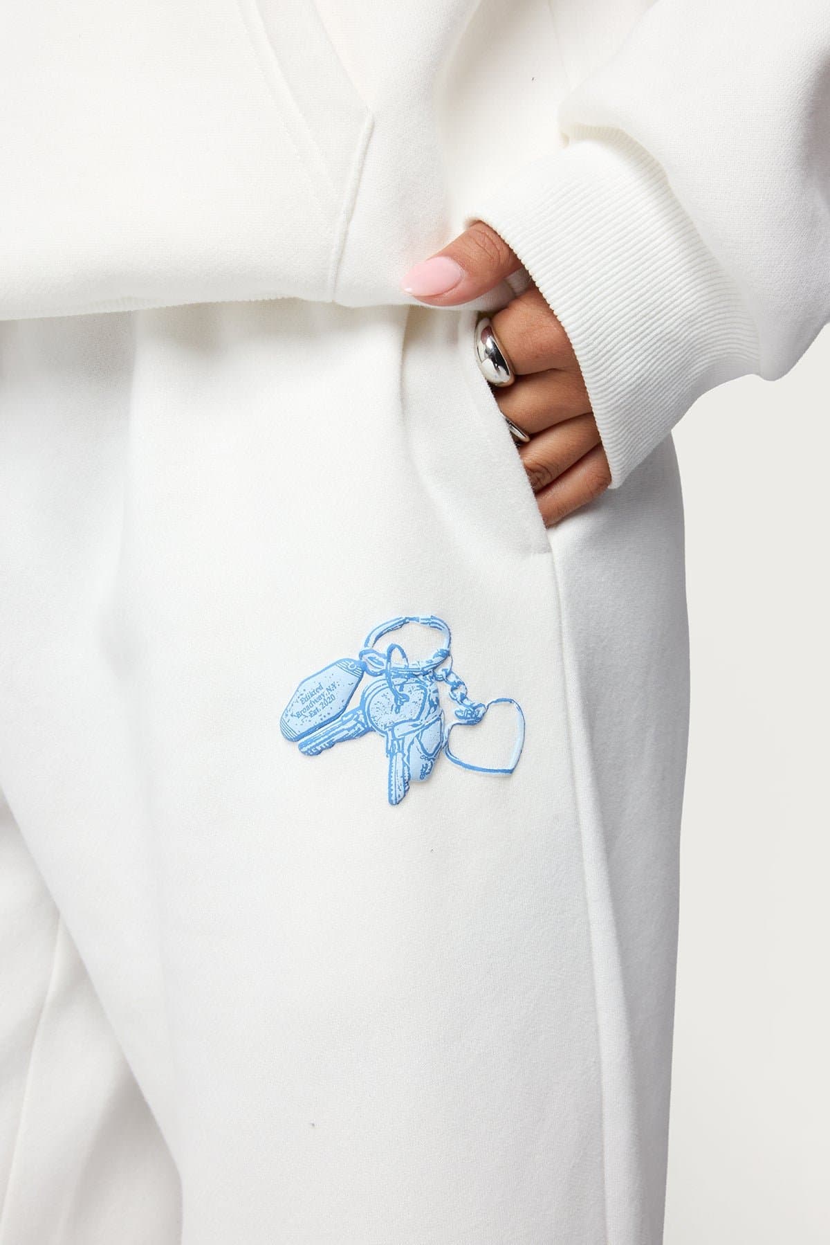 Keychain Cutie Straight Leg Sweatpants with Edikted NY Graphic Edikted