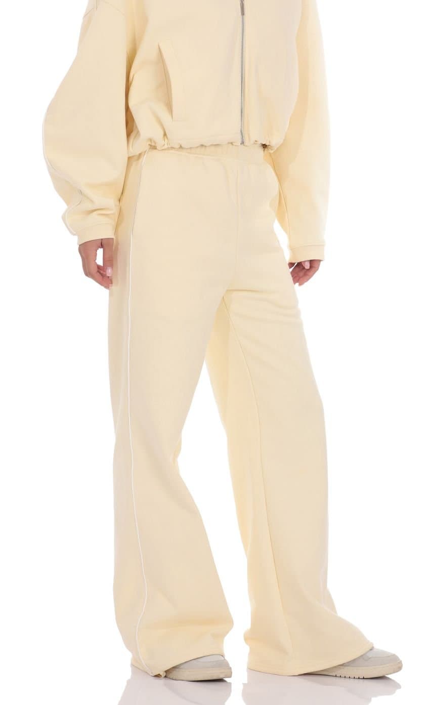 Lucy Back Pocket Sweatpants in Cream