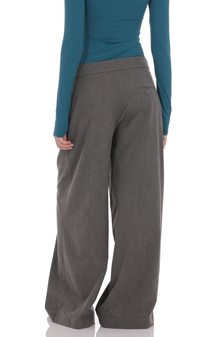 Pleated Baggy Trousers in Grey