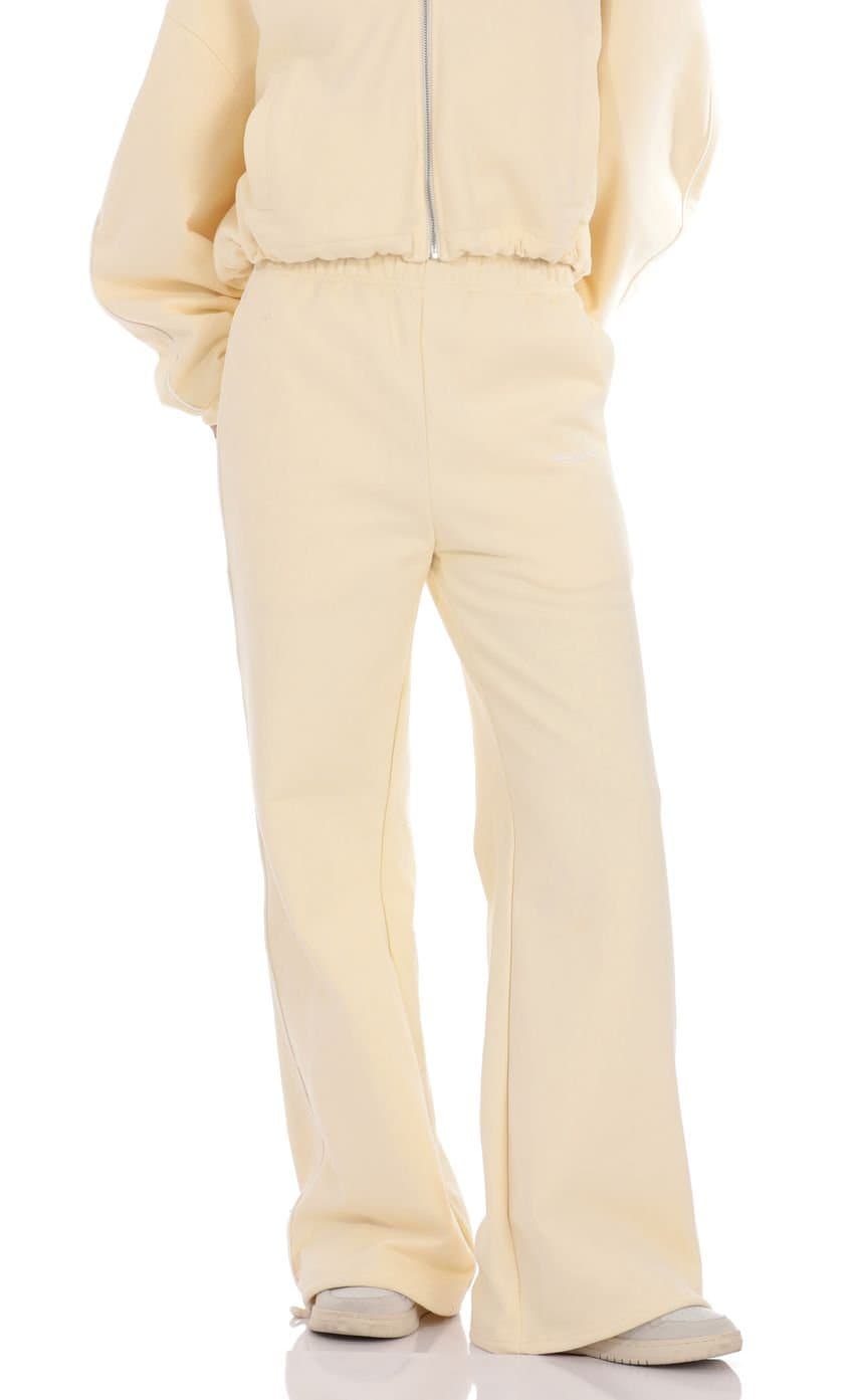 Lucy Back Pocket Sweatpants in Cream