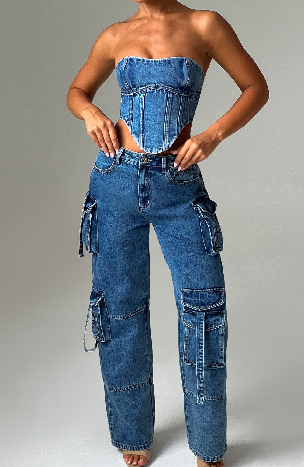 Dark Wash Cargo Pants - Oversized Fit & Wide Leg Styling