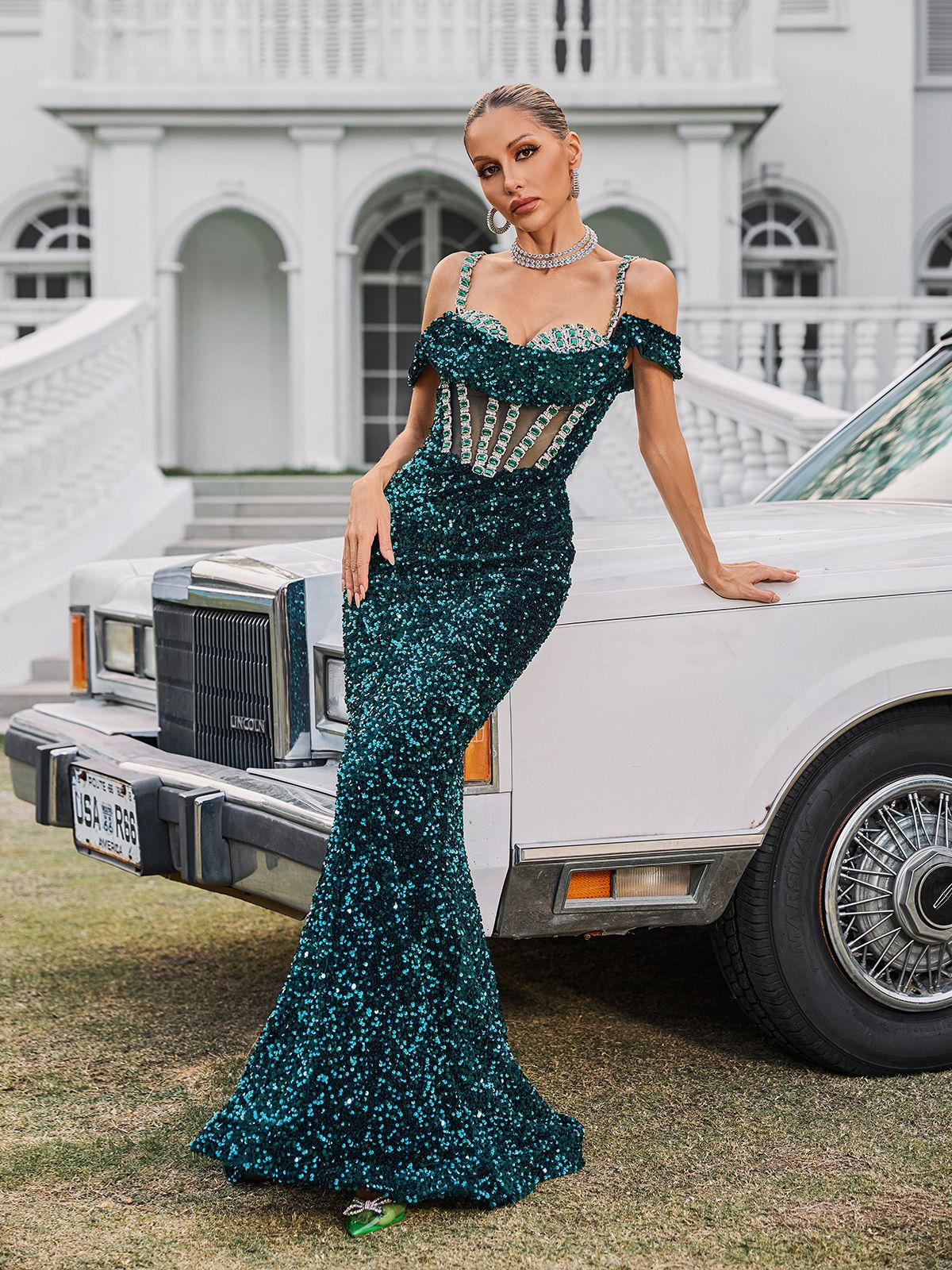 Elegant Sequin Maxi Dress with Spaghetti Straps