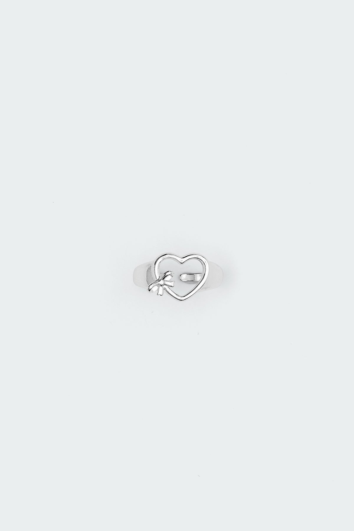 Silver Bowed Heart Ring - Chic Womens Jewelry