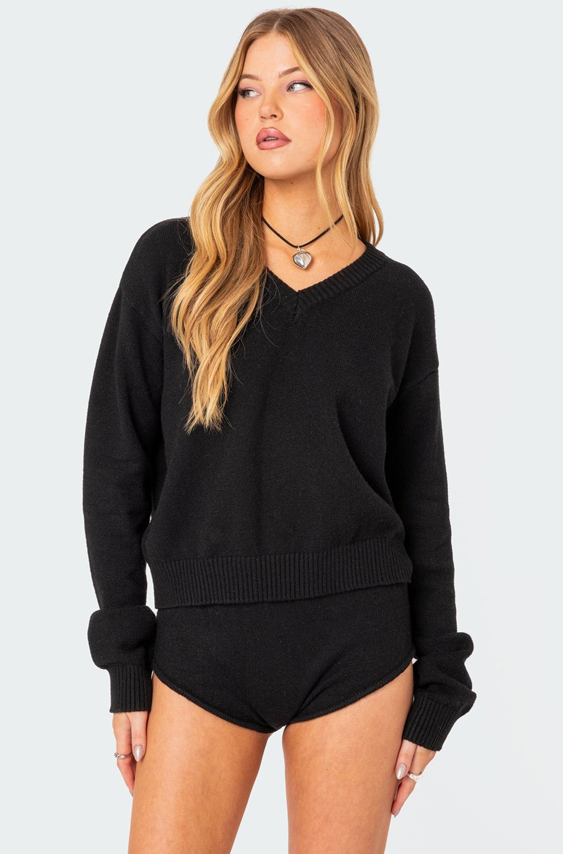 Black Cozy Knitted Oversized Sweater