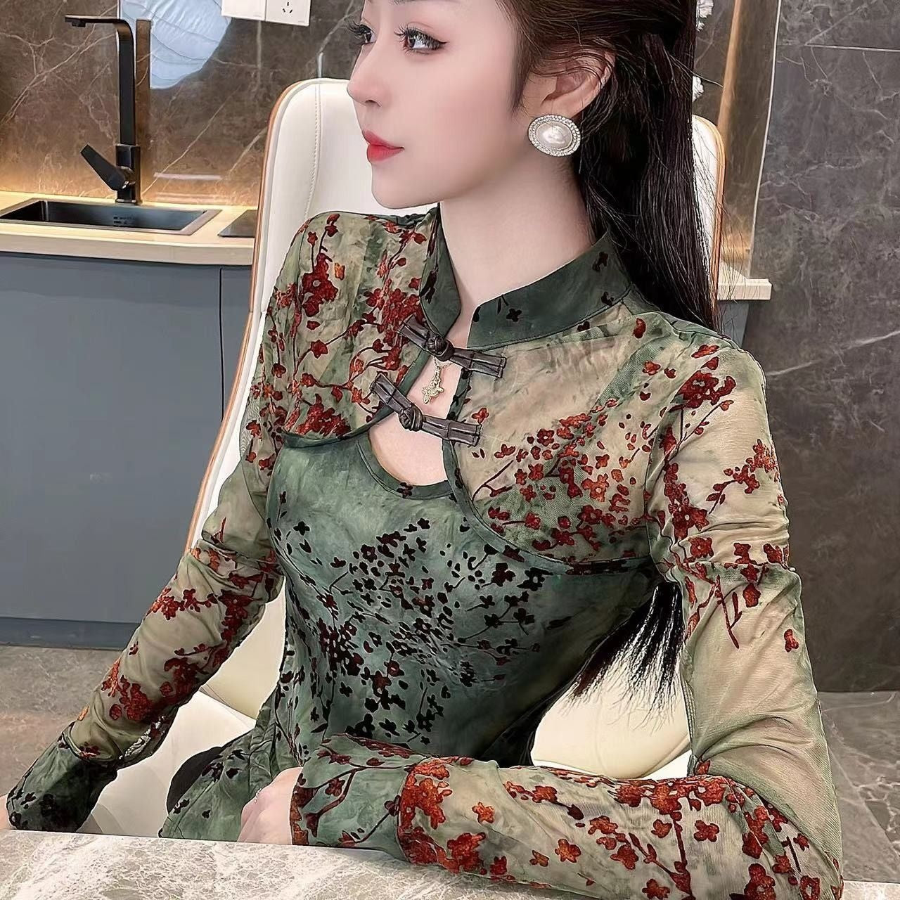 Black Gothic Floral Print Cotton/Polyester Top