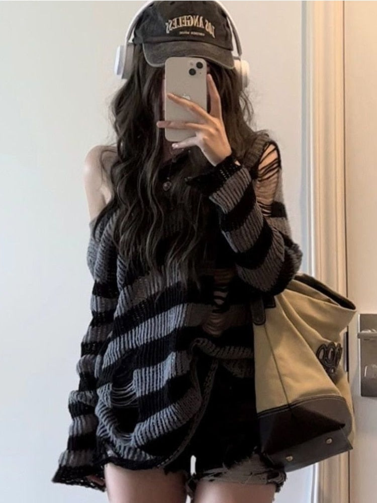 Chic Knitted Hollow Out Sweater in Beige