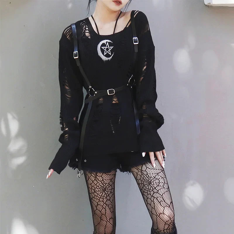 Vintage Gothic Pullover in Black Premium Cotton Blend