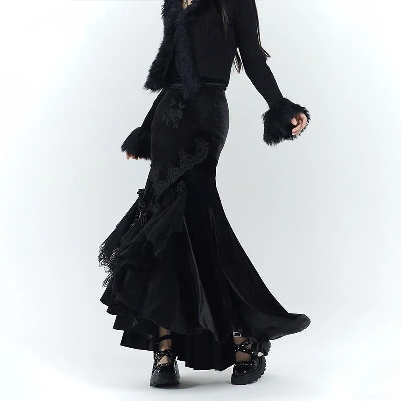 Luxurious Velvet Gothic Skirt in Black