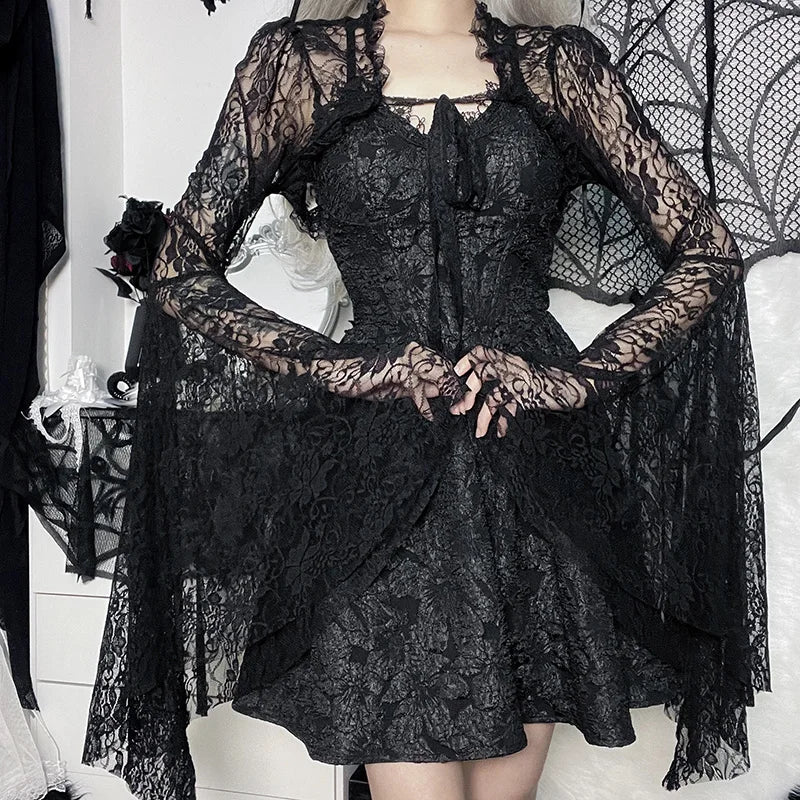 Chic Vintage Gothic Cape in Black Cotton-Poly Blend