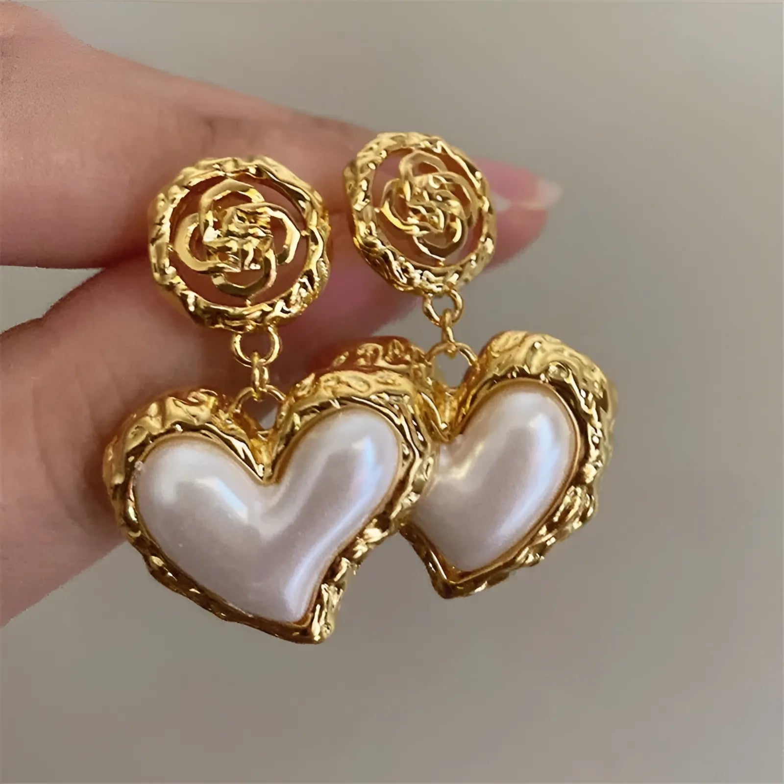 Romantic Floral Heart Earrings - Lightweight & Versatile Design