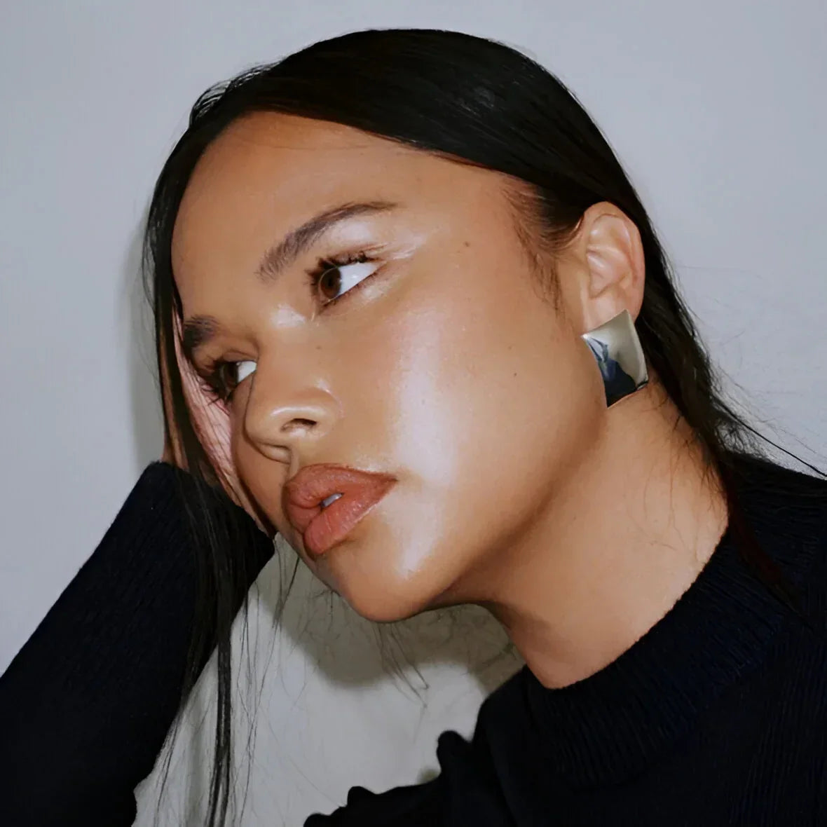 Silver Square Pillow-Shaped Earrings - Minimalist Fashion Jewelry