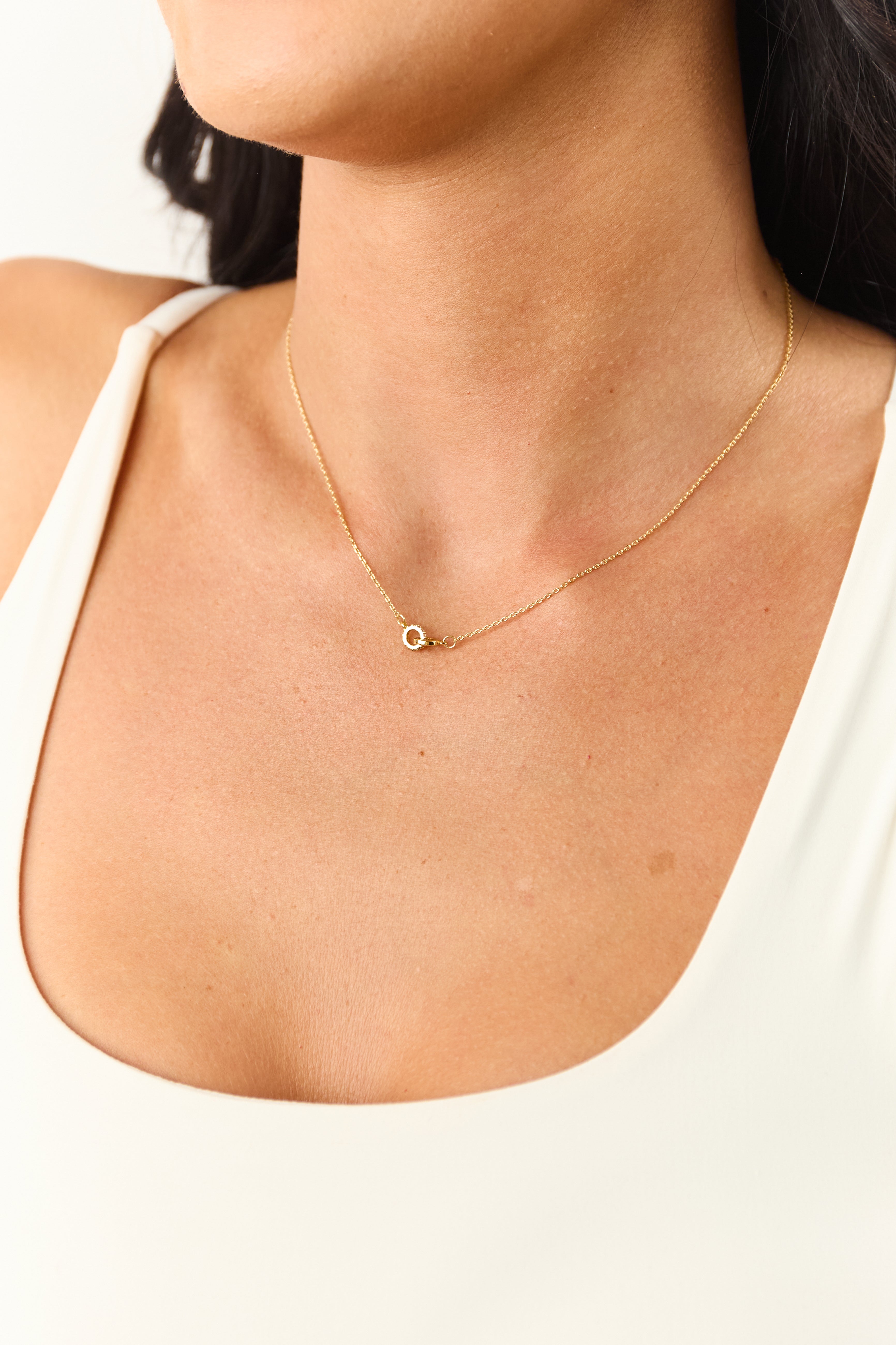 Linked Ring Rhinestone Necklace in Gold Color - Elegant Jewelry Accessory