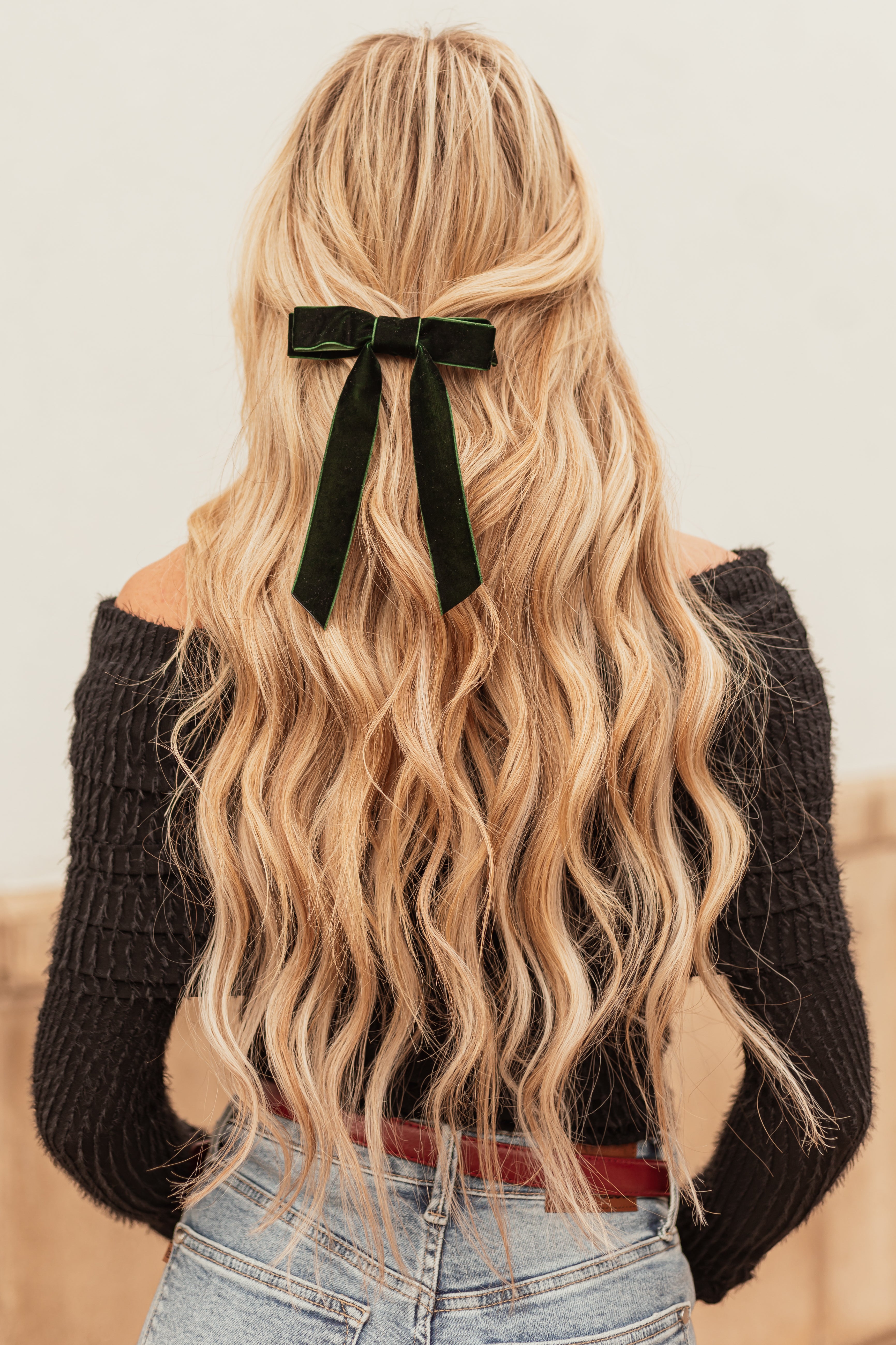 Green Velvet Clip-On Bow Accessory for Festive Occasions