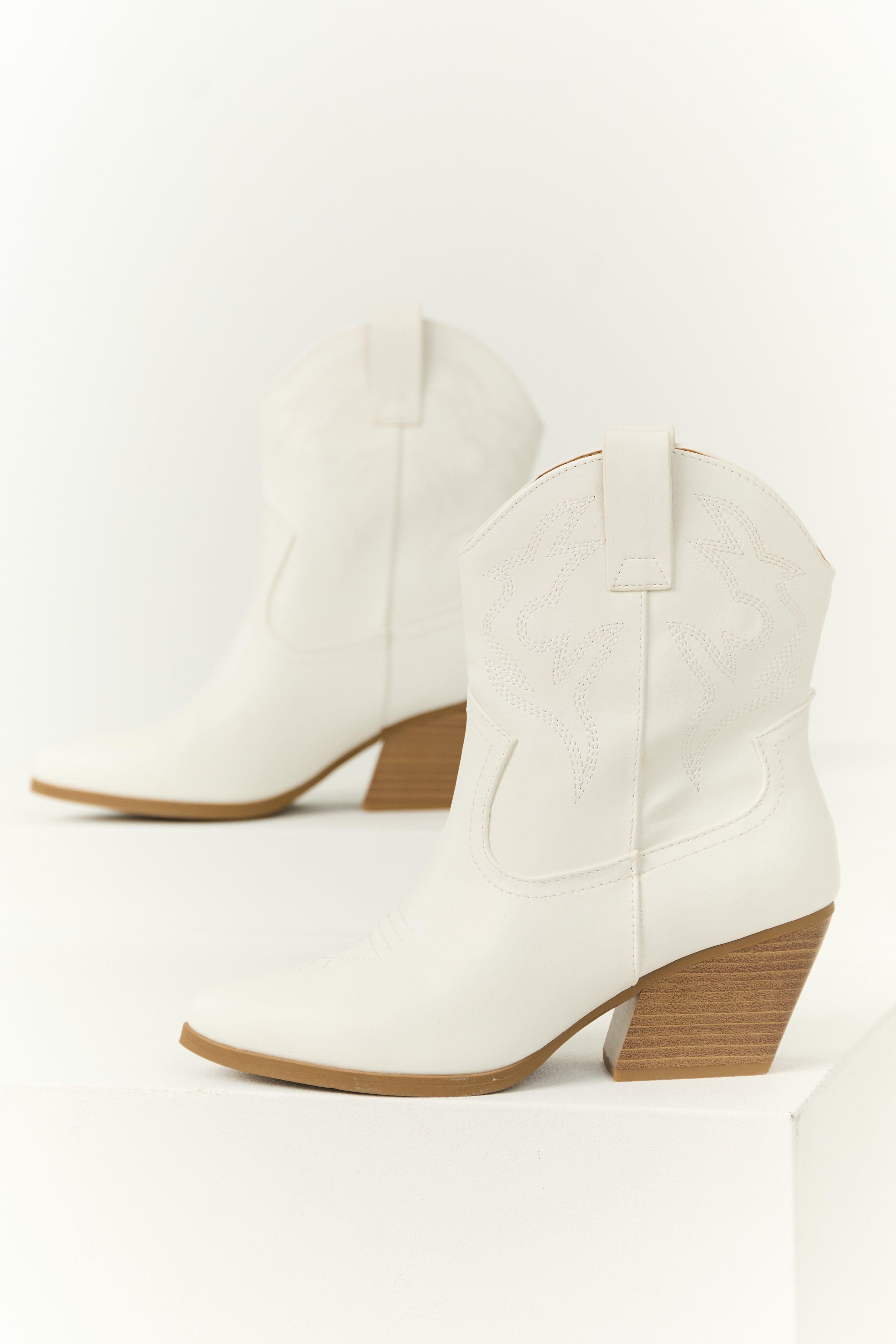 White Western Ankle Boots Stacked Heel Pointed Toe