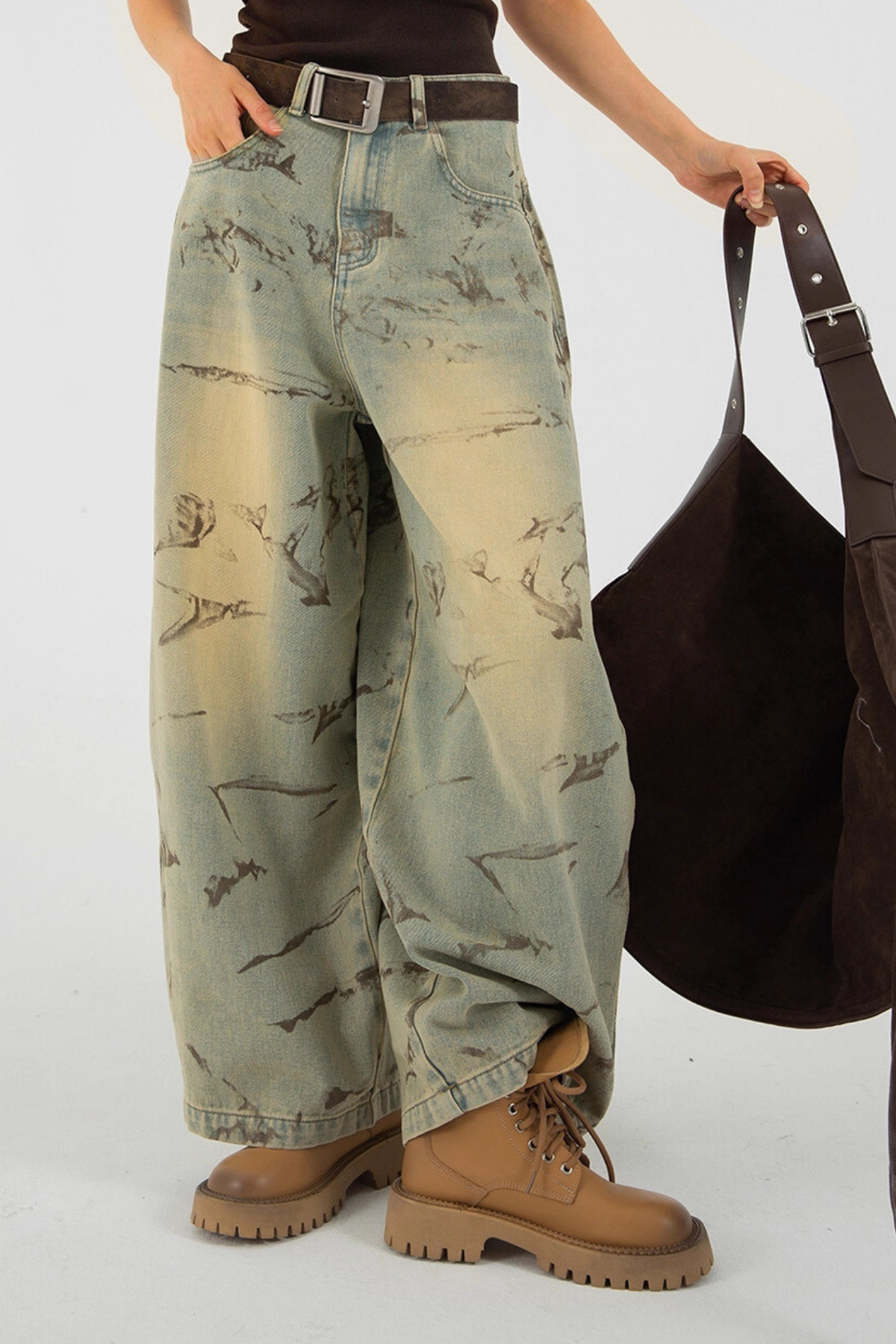 Blue Printed Baggy Jeans for Stylish Individuals