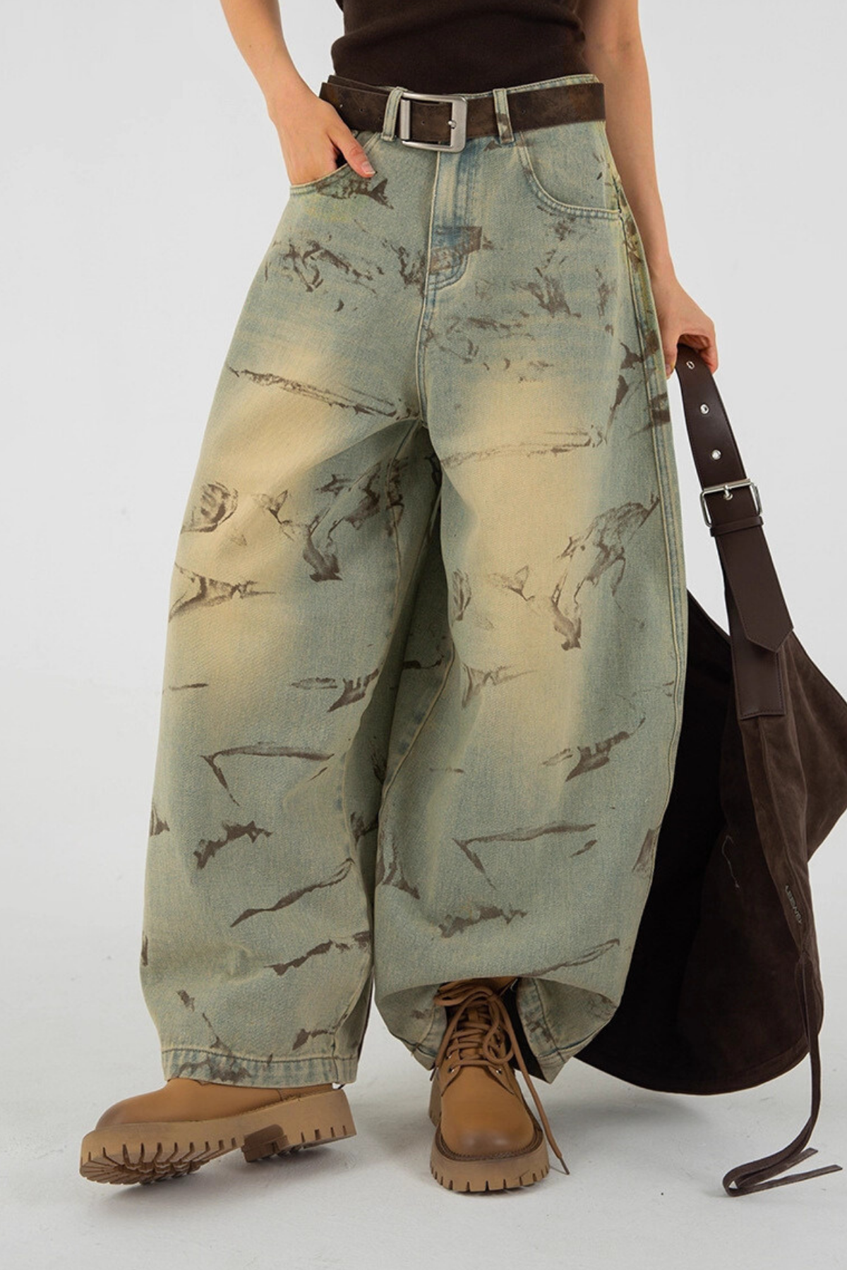 Blue Printed Baggy Jeans for Stylish Individuals
