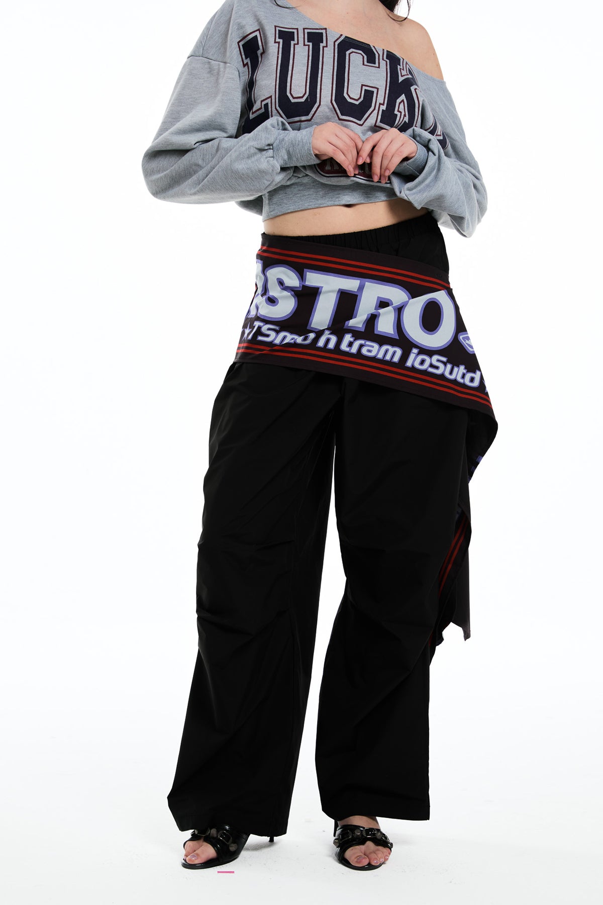 Geometric Printed Wide Leg Pants in Black