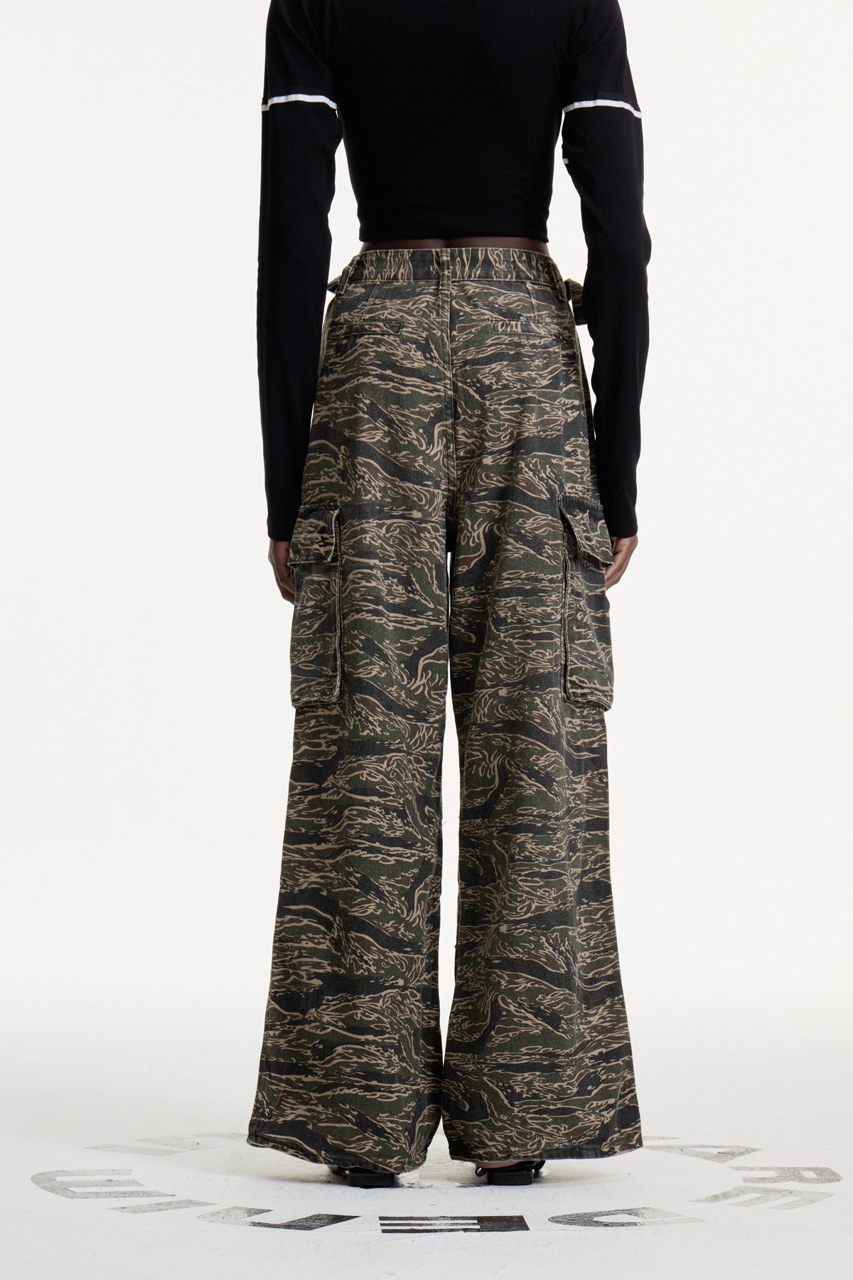 Contemporary Green Printed Jeans for Urban Edge Style (Focus Keyword: Jeans)