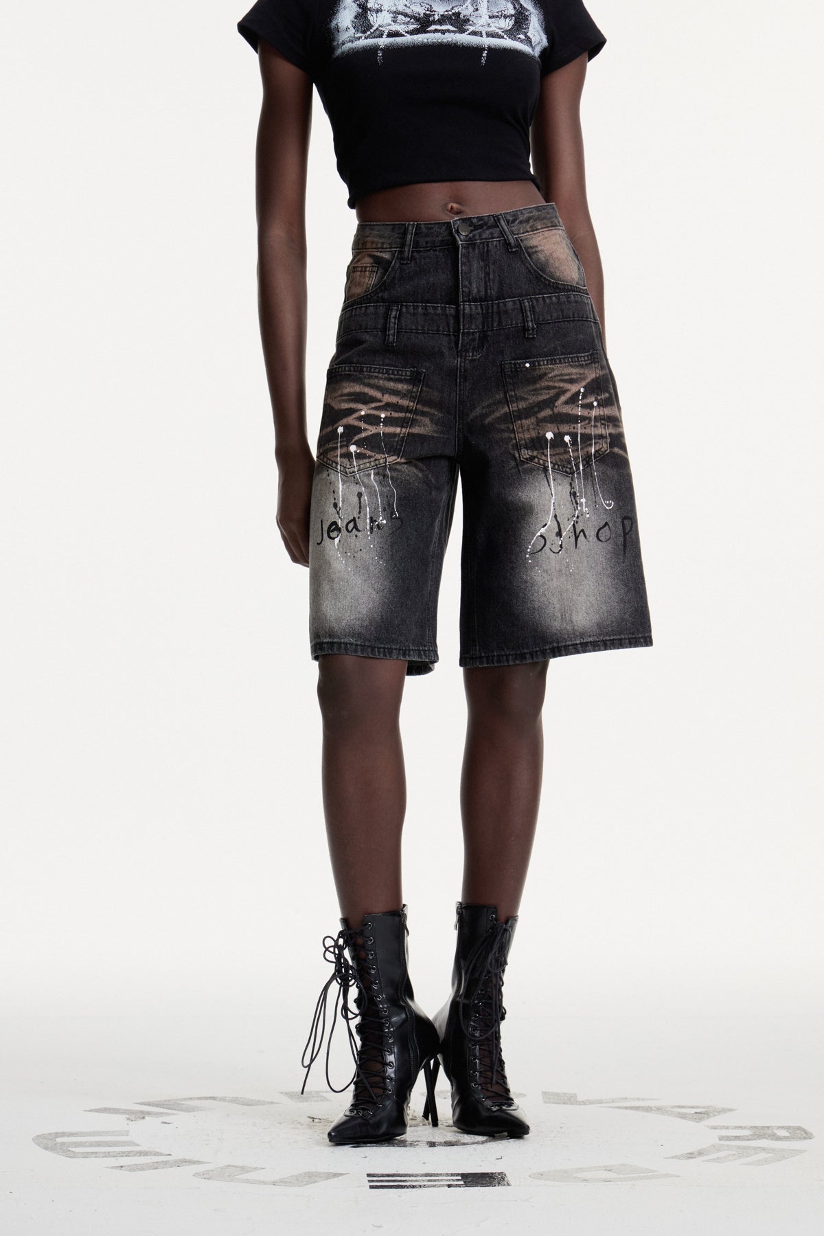 Urban Edge Deconstruct Print Midi Jeans