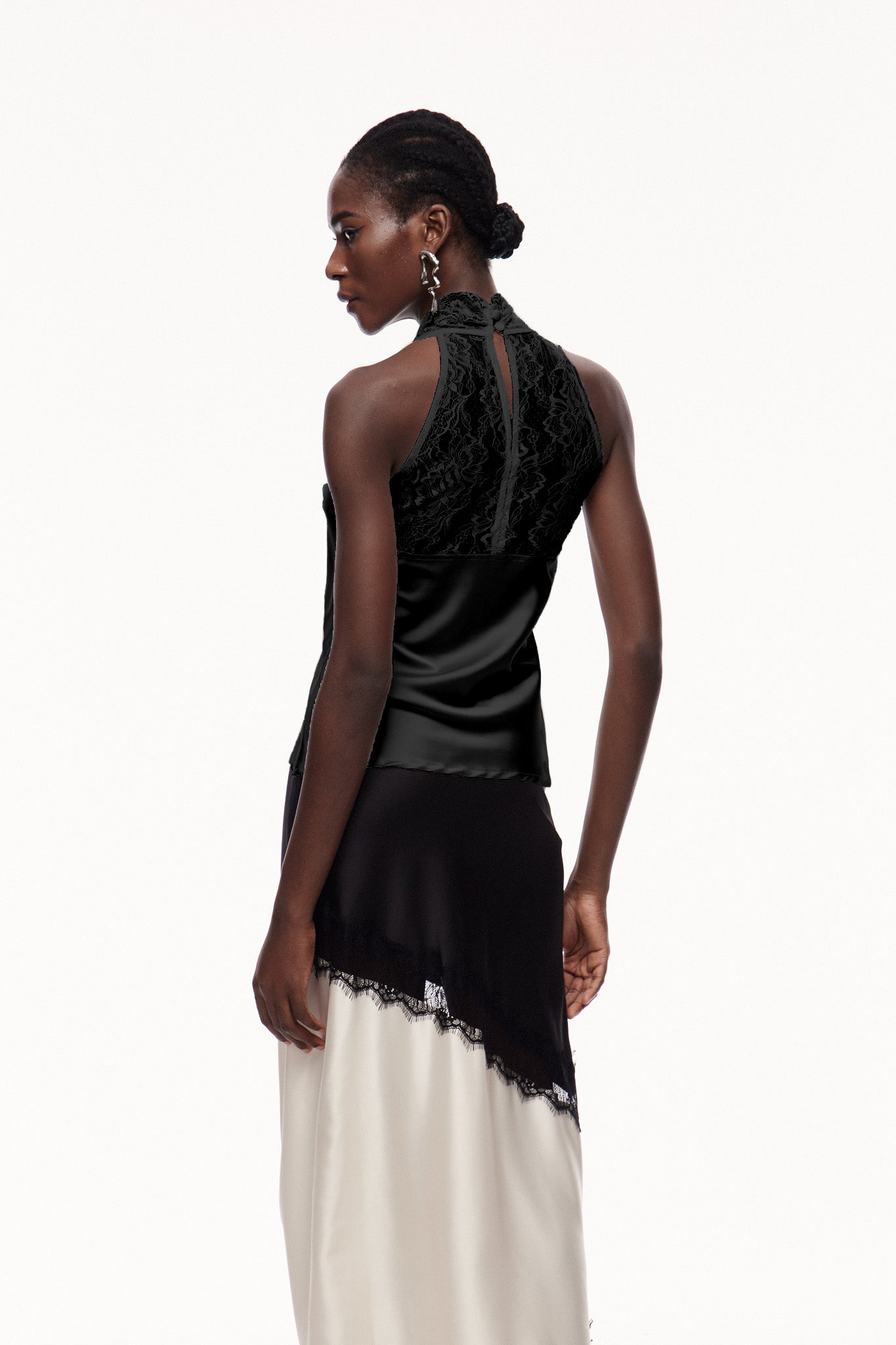 Lace Satin Qipao Top in Black - Elegant Sleeveless Chic Essential