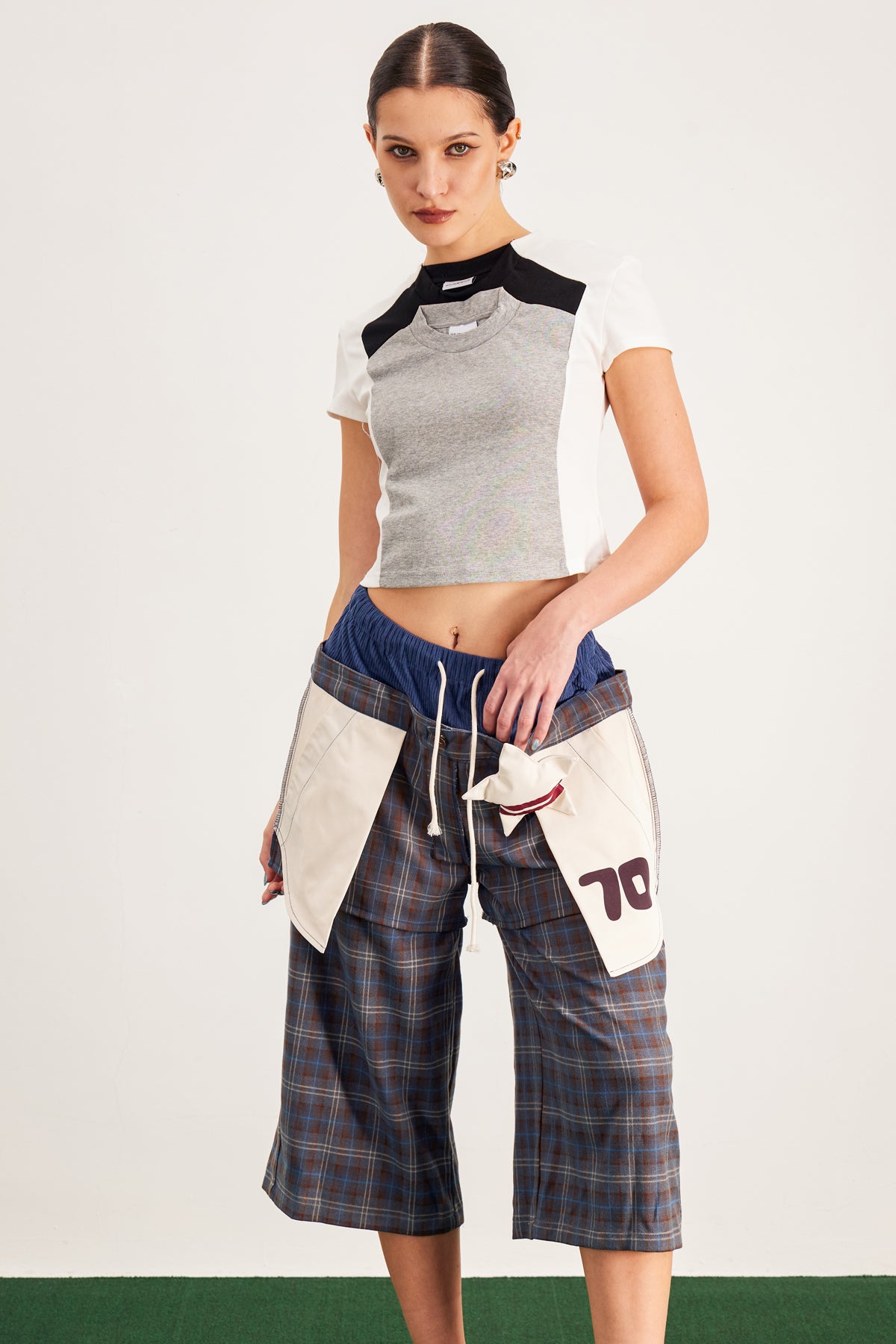 White Deconstruct Crop T-Shirt for Modern Style