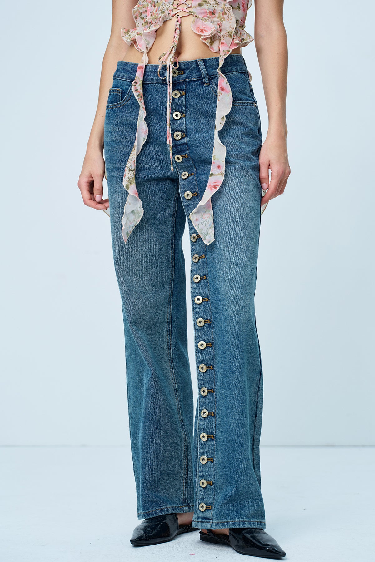 Button Detail Denim Jeans for Fashion and Comfort