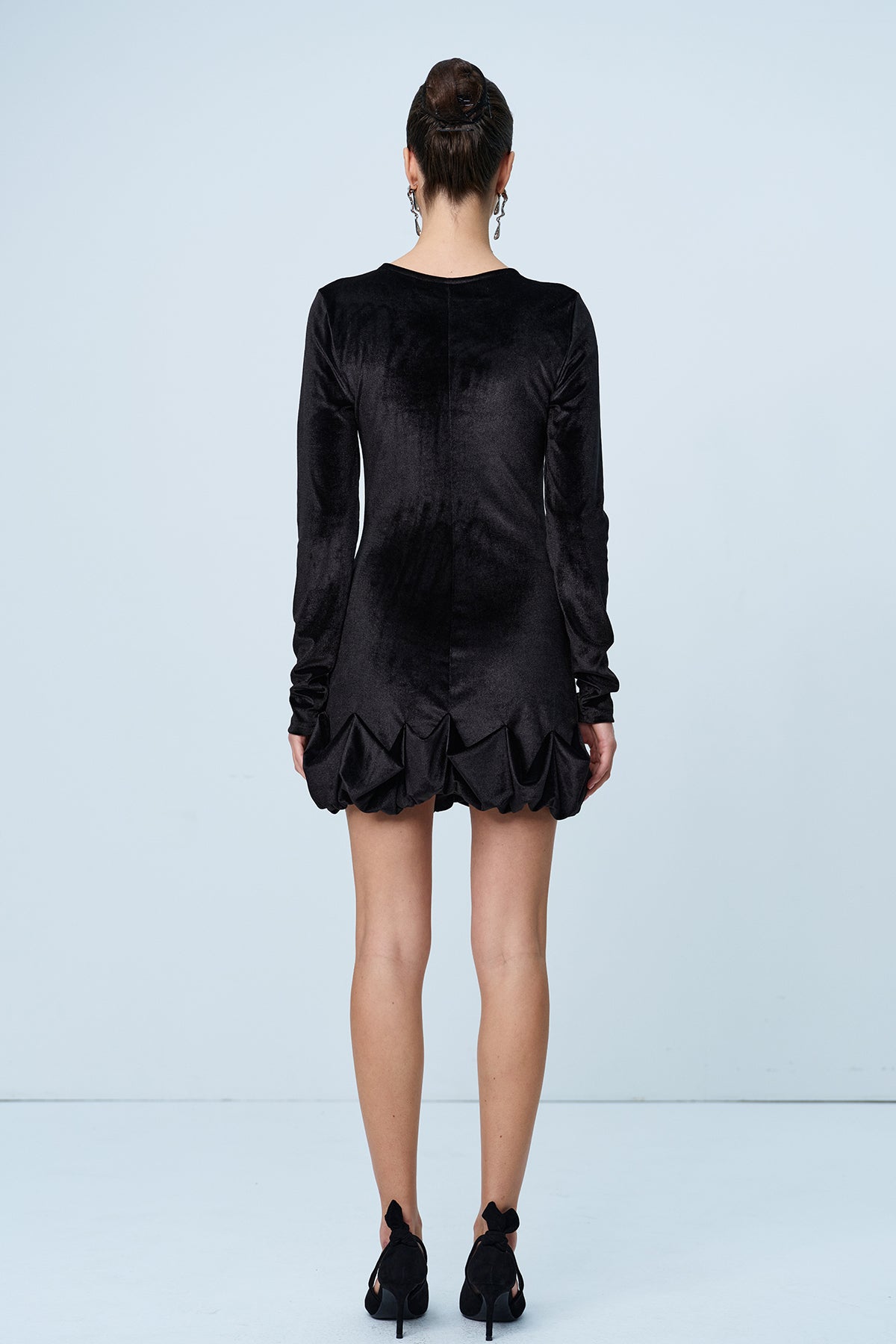 Chic Ruffle Bodycon Mini Dress in Black - Clearance Sale